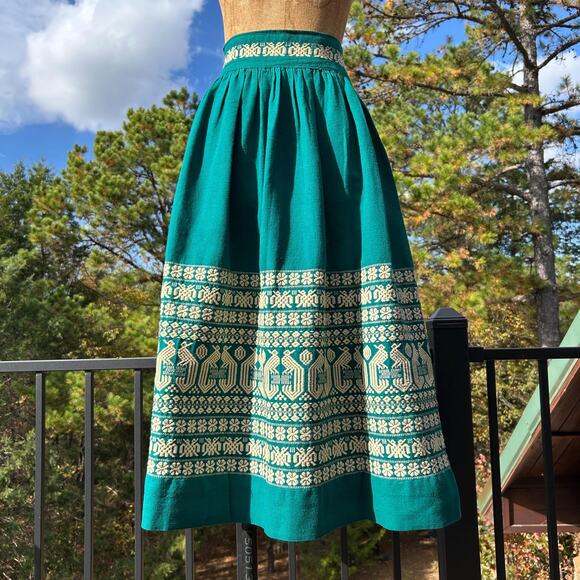 Vintage 50s Hand Woven Guatemalan Skirt + Ruffled Blouse Souvenir Set XS S - Picture 4 of 6